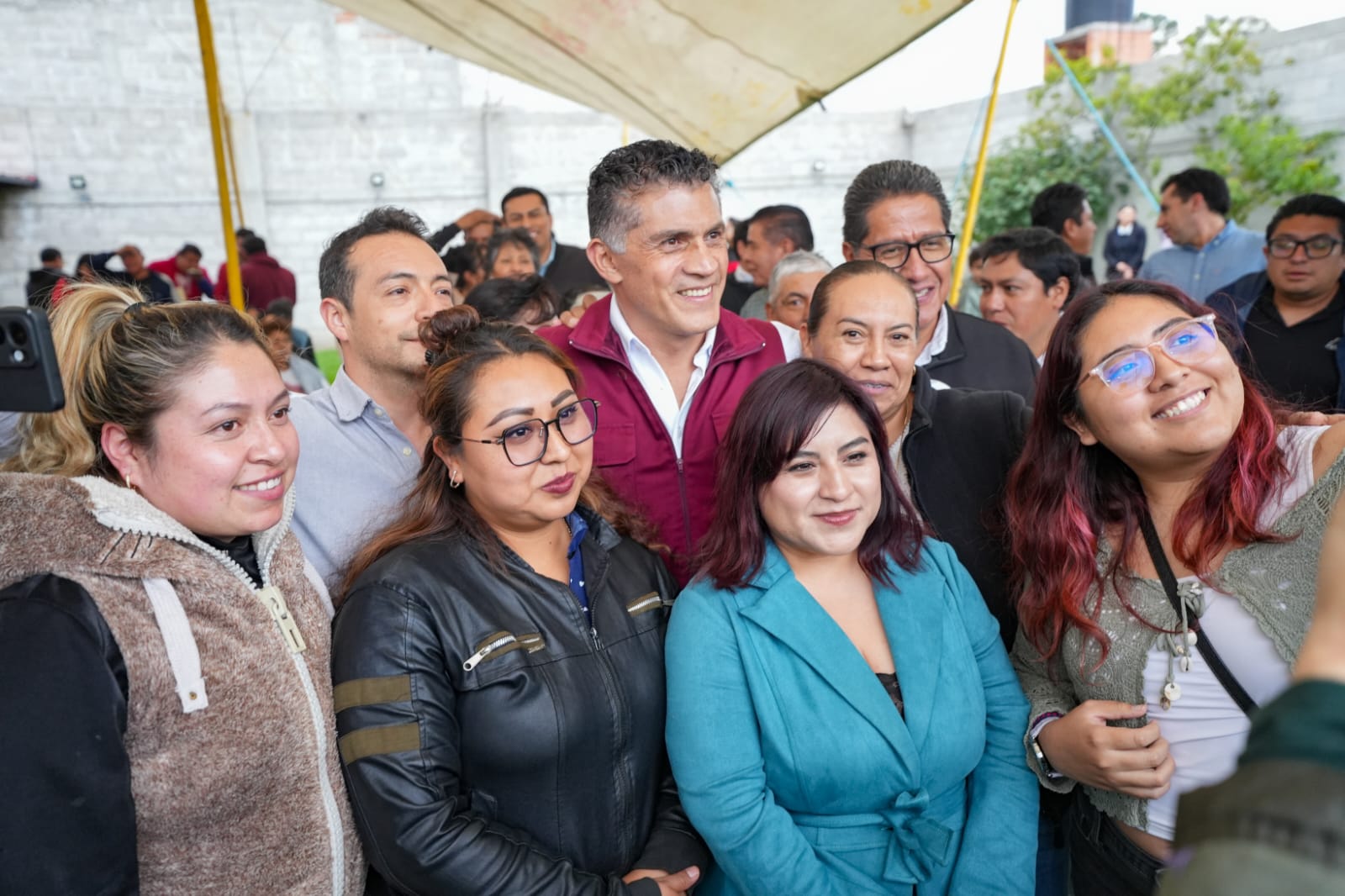 Ejemplo de Sánchez Anaya garantiza buen trabajo de su hijo Alfonso: pobladores de Totolac